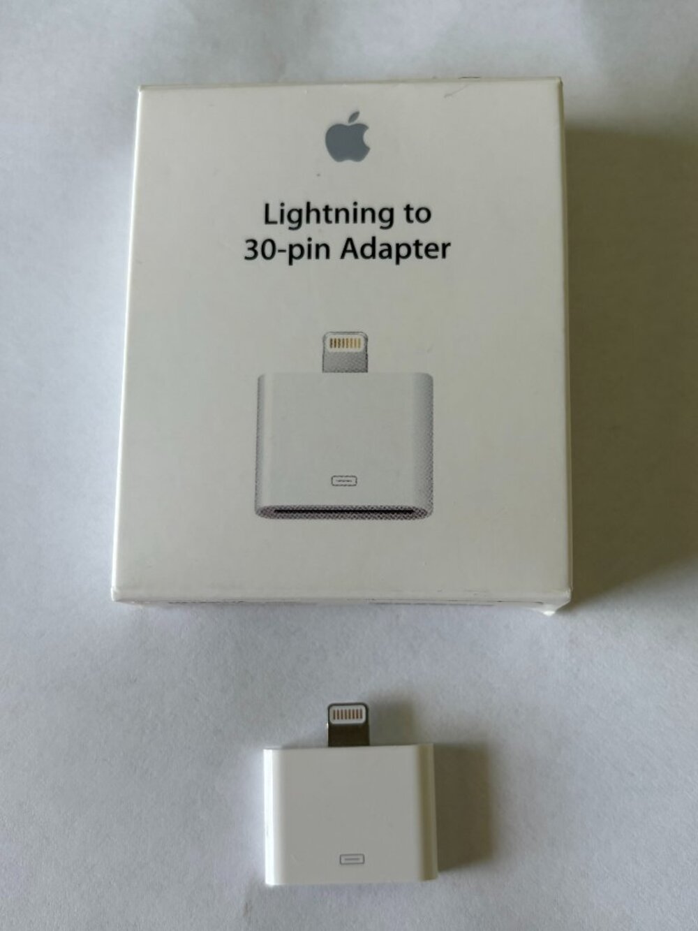 Apple Lightning 30-Pin Adapter. New In Box